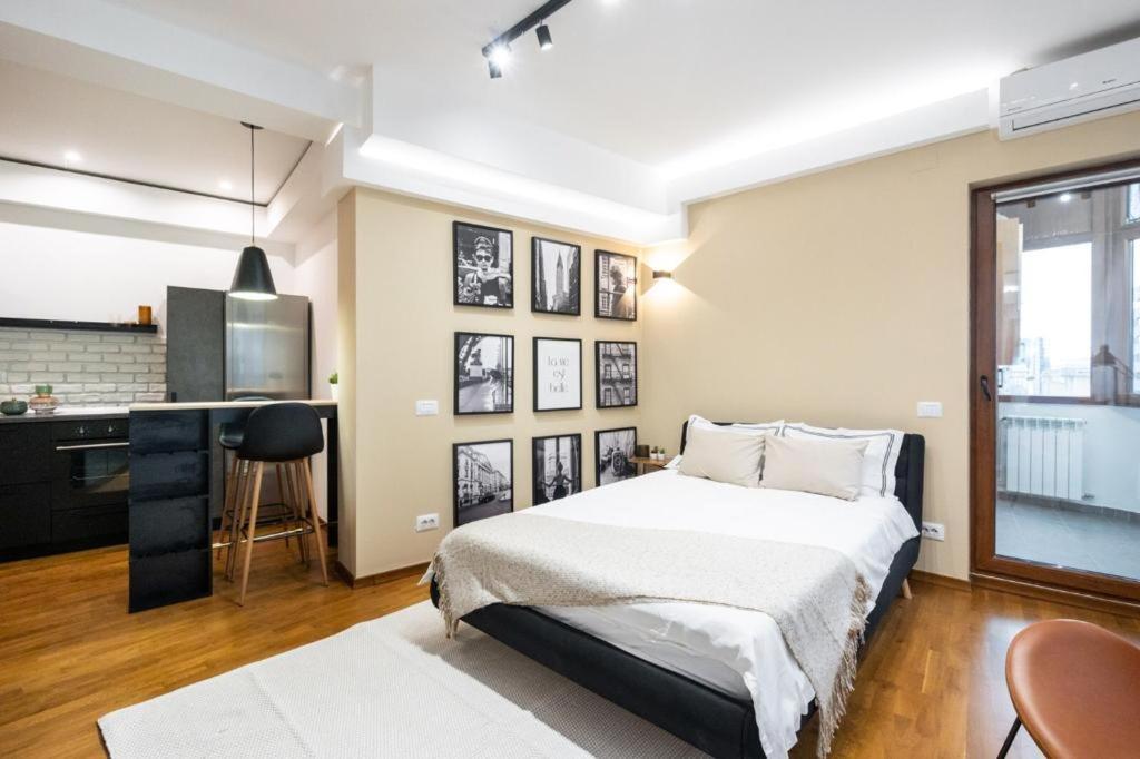 Victory1 City Centre Bucureşti Ngoại thất bức ảnh